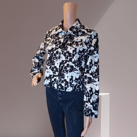 Petite by Michael Phillips Oversized Floral Print Crop Jacket Black/White - Picture 13 of 16